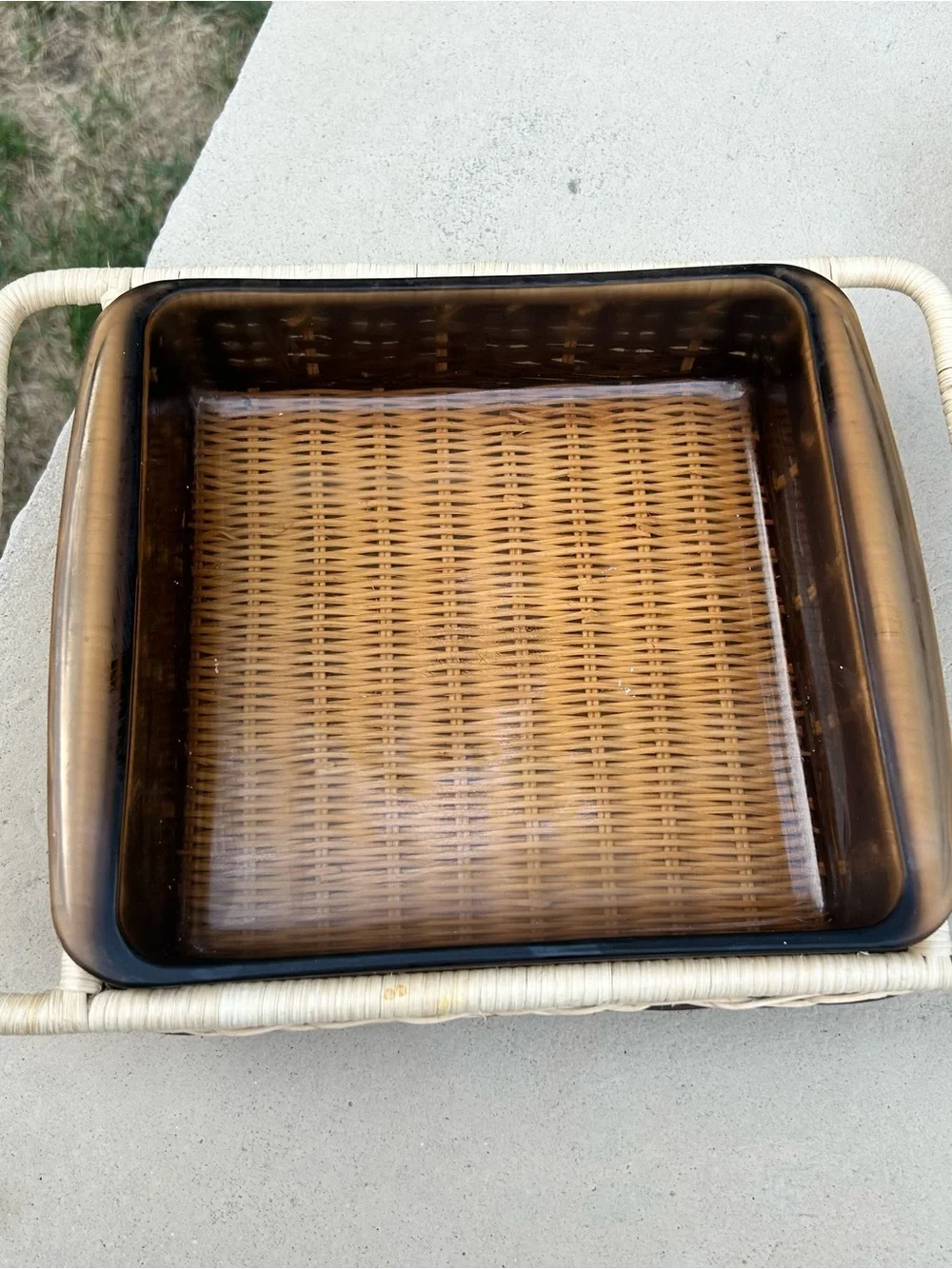 Pyrex excuse humidity